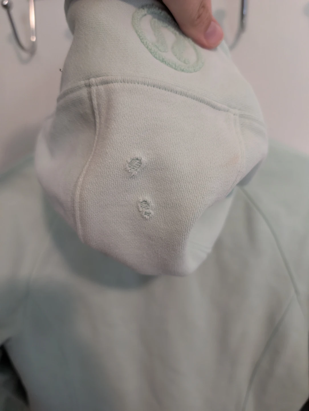 Lululemon Hoodie - photo 3