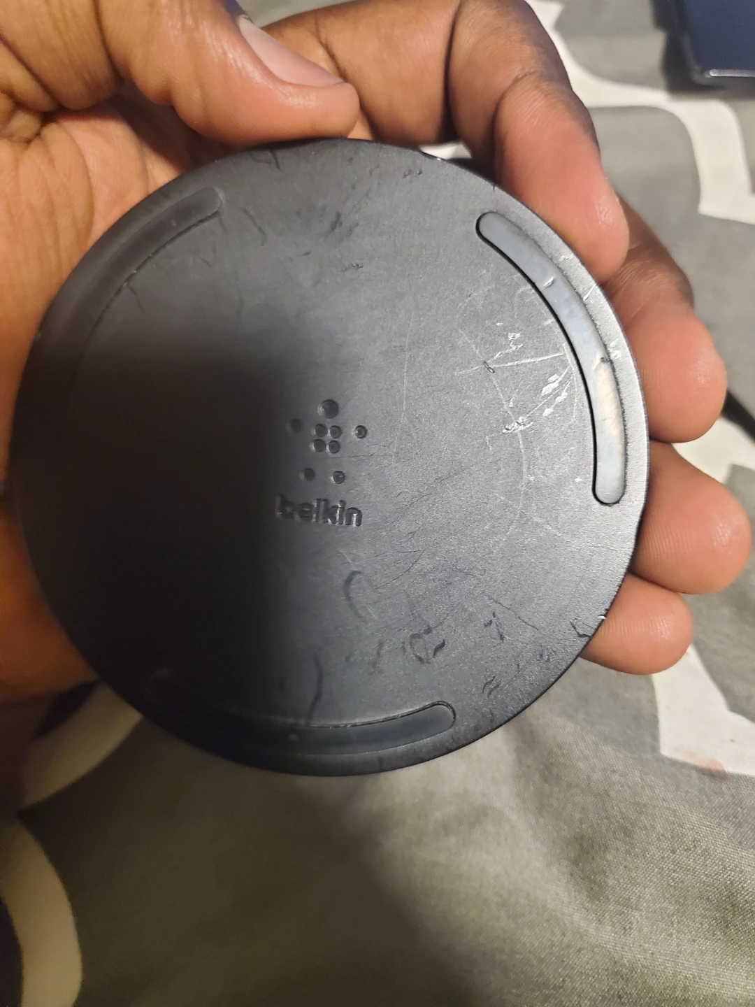 Belkin 10W Wireless Charging Pad - photo 2