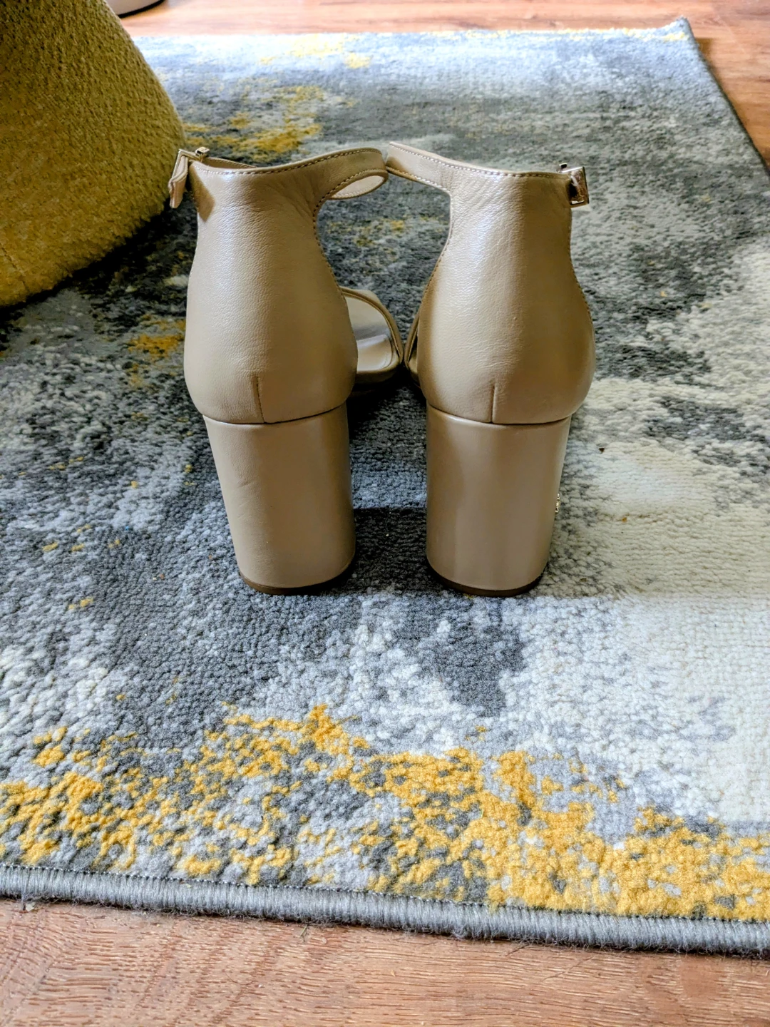 J. Reneé Nude Cream Sandals Size 10 | 4" Block Heel Ankle Strap - photo 5