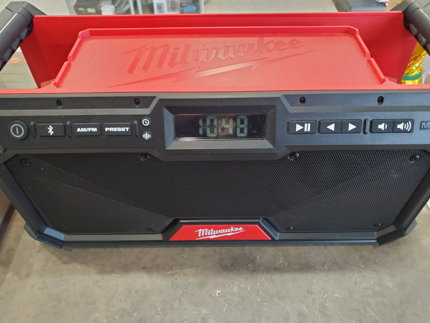 Milwaukee M18 Bluetooth Radio
