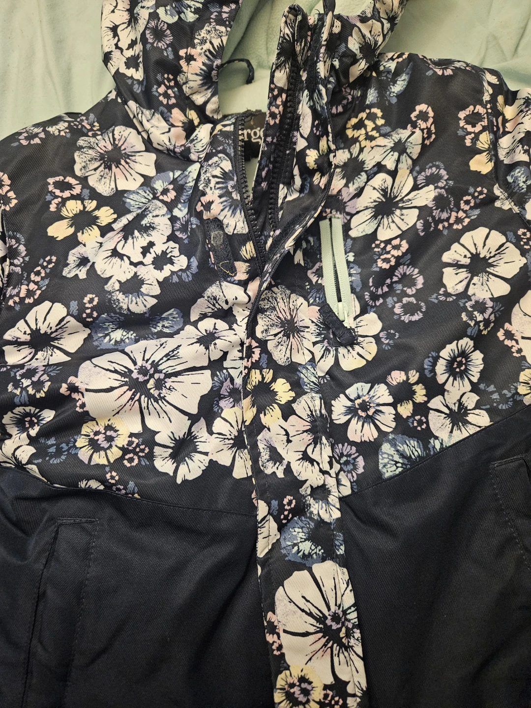 George. Girls Snowsuit Size S/P (6) - photo 3