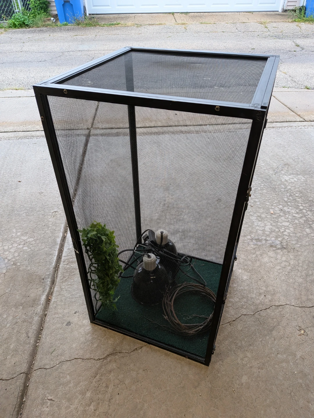 Zoo Med Chameleon Enclosure Cage - photo 2