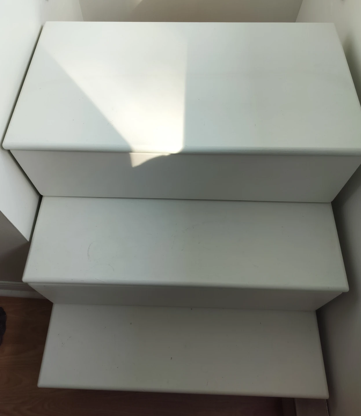 Solid Wooden 3-Drawer Unit - photo 2
