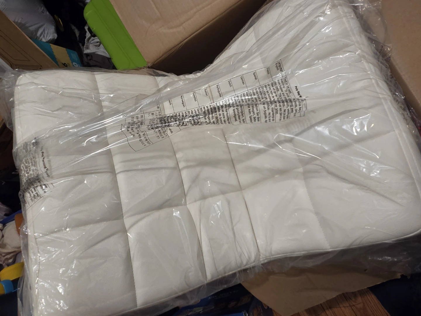 White Tufted Seat Cushion and Back Rest - photo 3