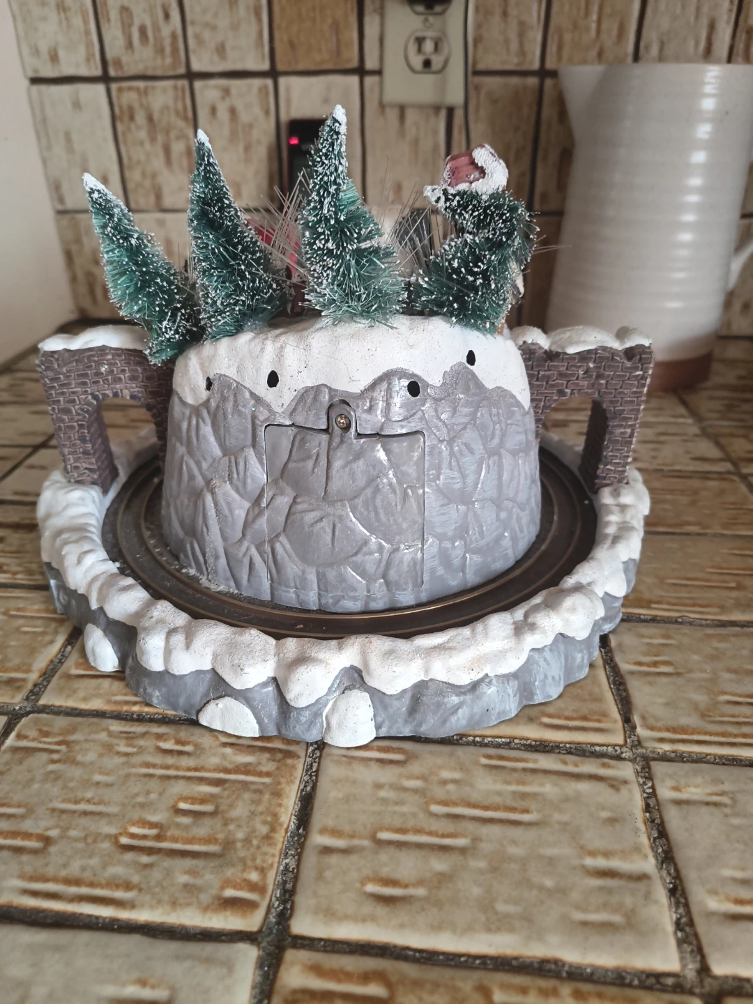 Christmas Village Train Scene - photo 5