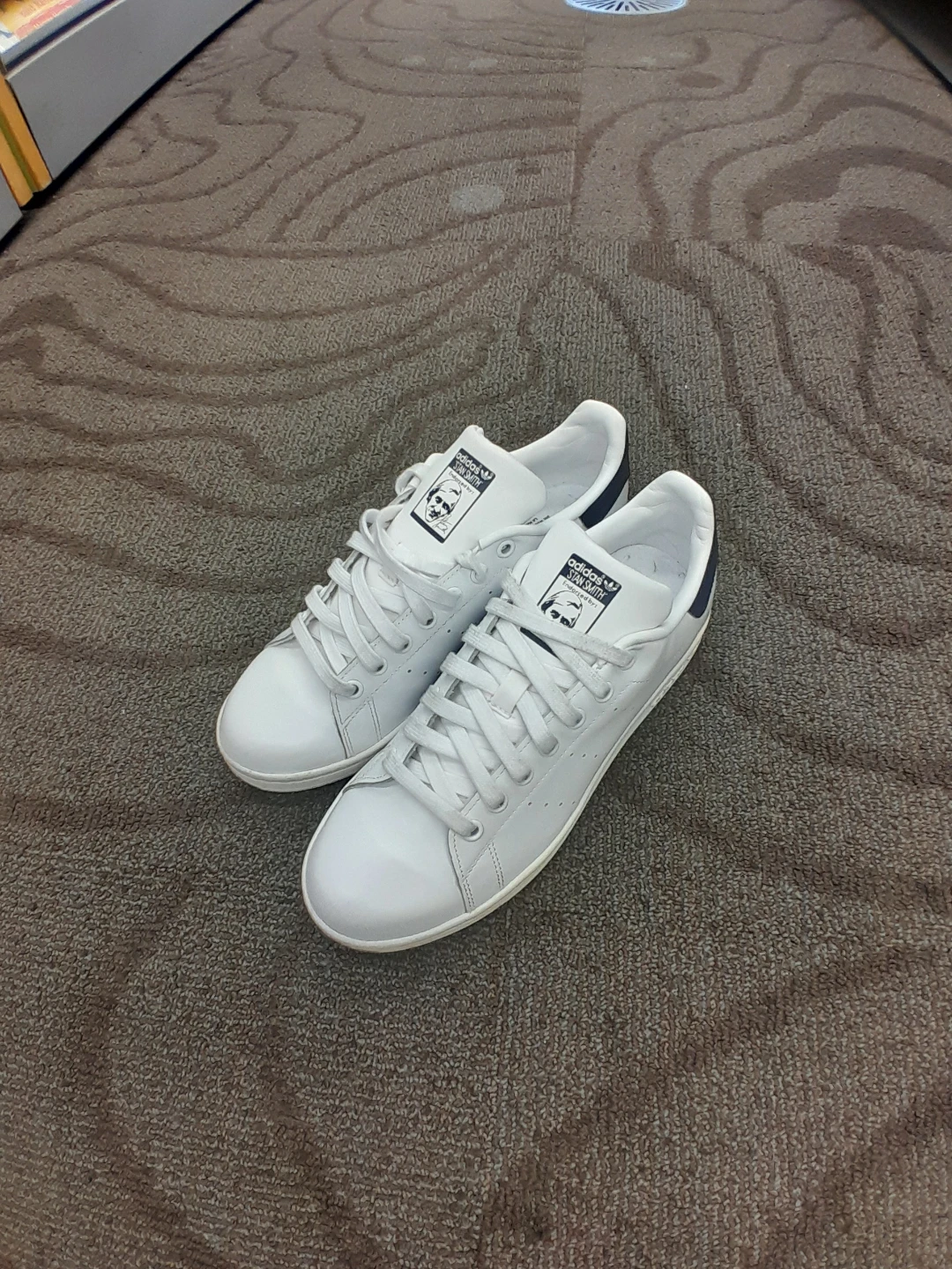 Adidas Stan Smith White/Navy Leather Sneaker Men's size 8s - photo 5