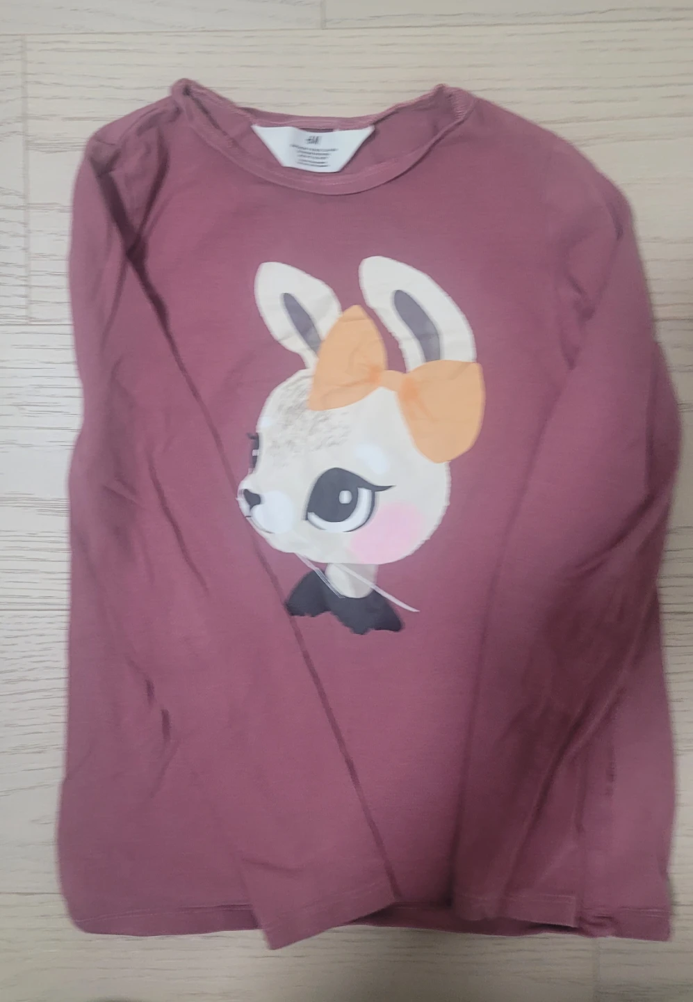 Tshirt and cardigan