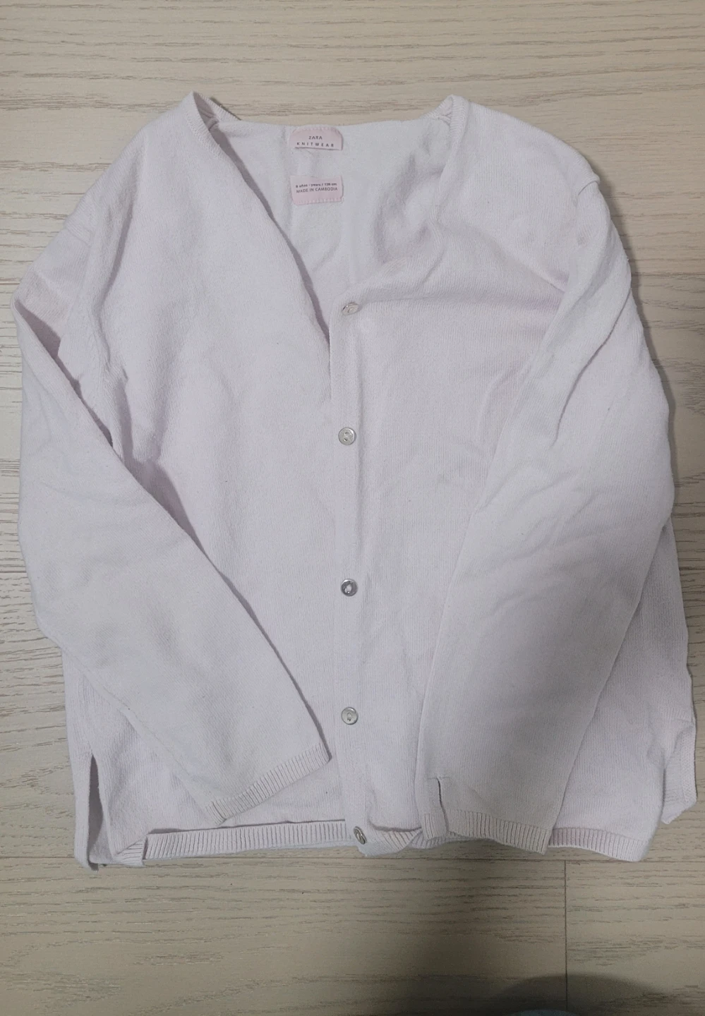 Tshirt and cardigan - photo 2