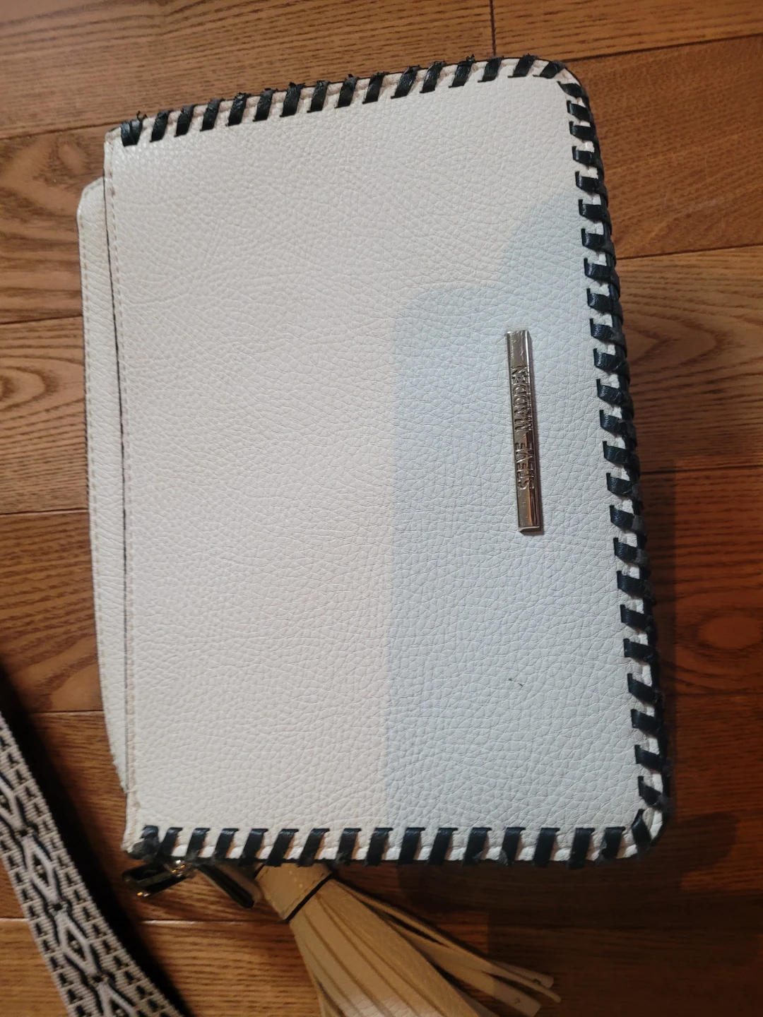 Purse with new strap - photo 4