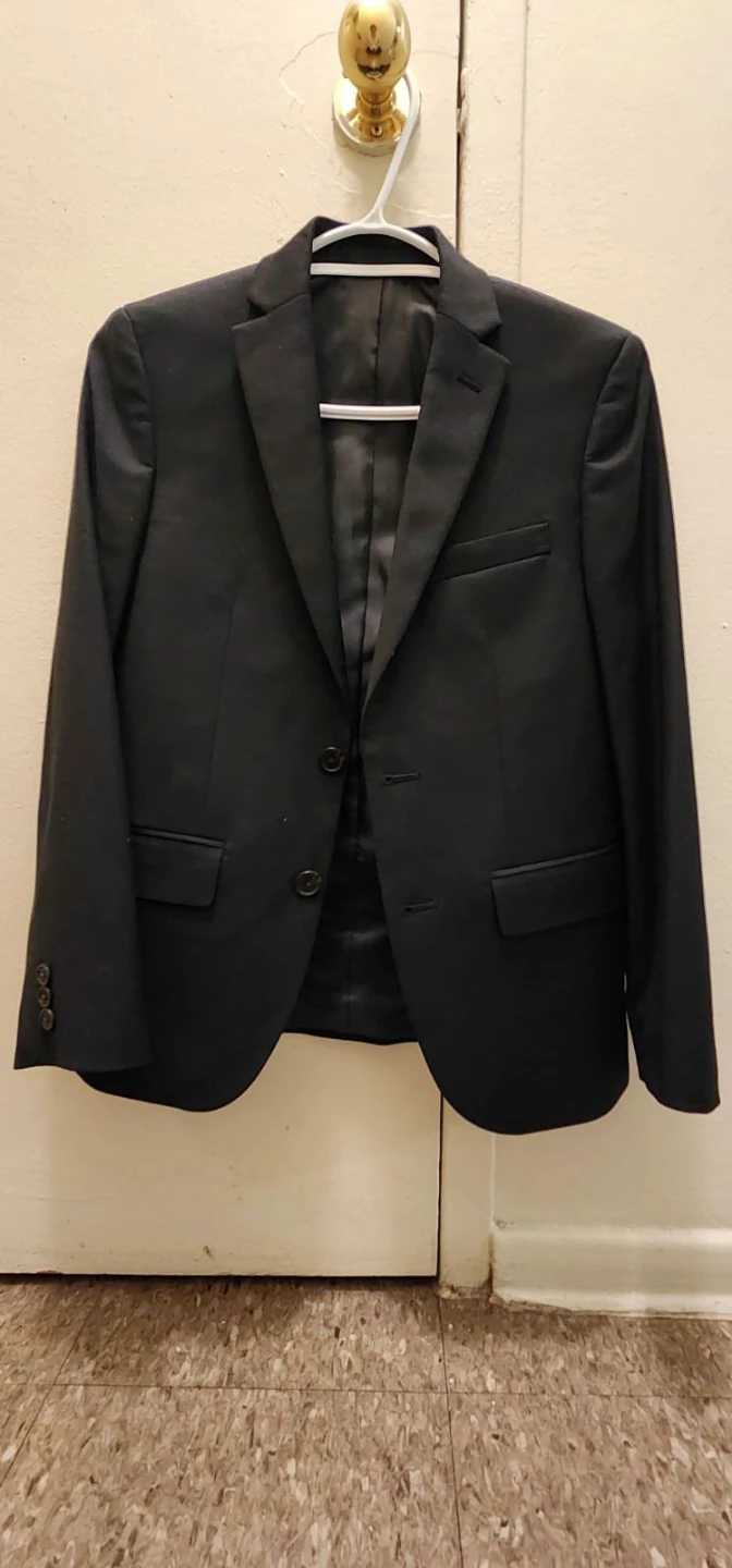 Suit and shirts - Ralph Lauren, winter jackets - photo 3
