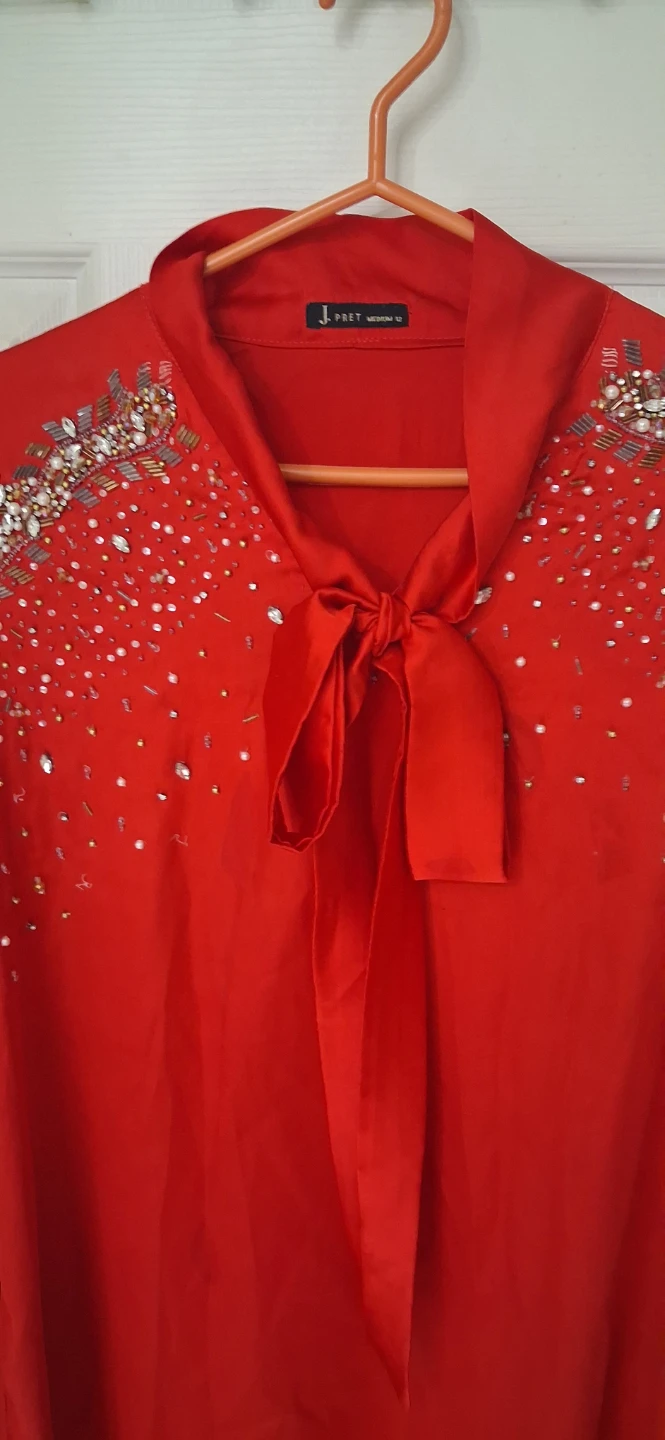Red top partywear