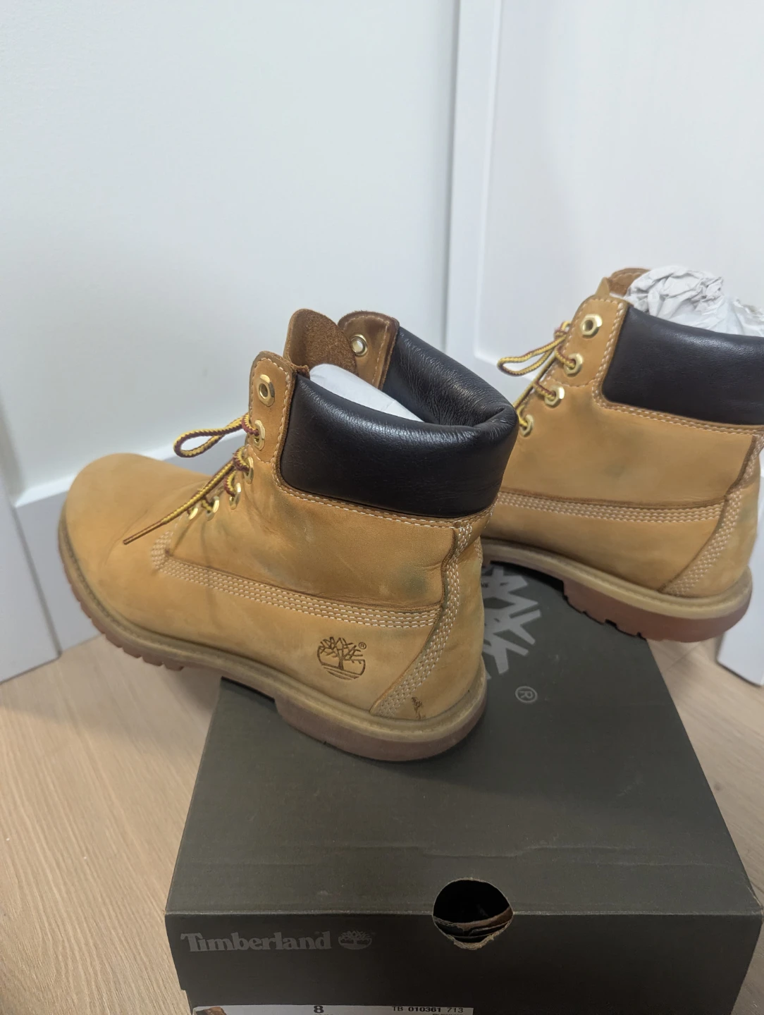 Timberland Women's Wheat Nubuck Boots Size 8 - photo 3
