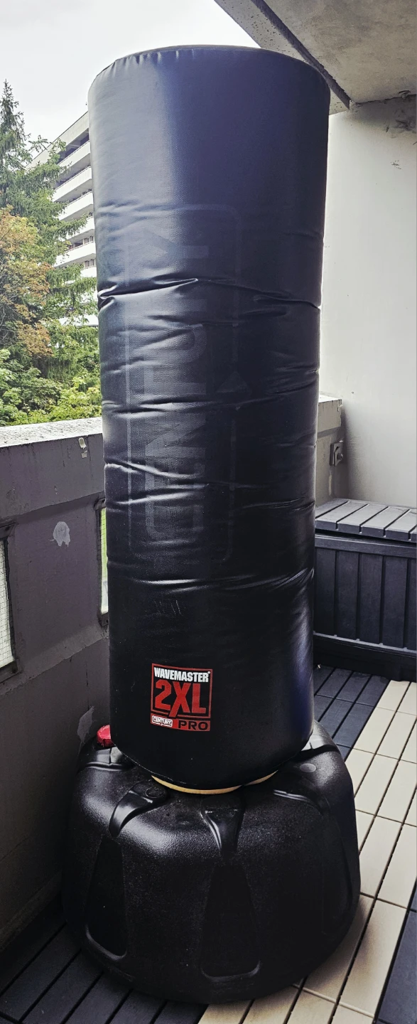 Century Wavemaster 2XL Pro Punching Bag