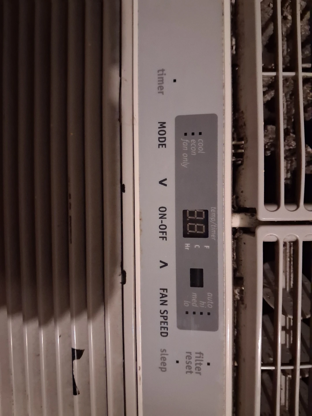 Frigidaire Window Air Conditioner - photo 3