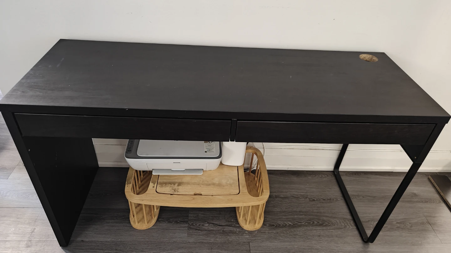 Solid sturdy computer table with two drawers - photo 2