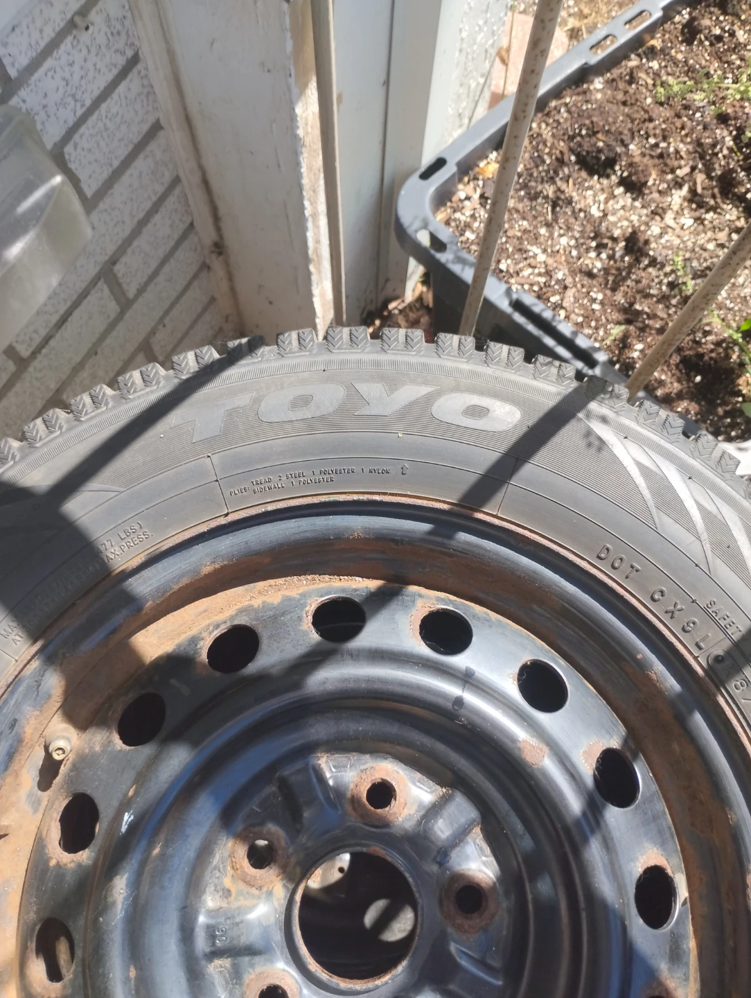 205/65R15 94T Winter Tire - photo 4