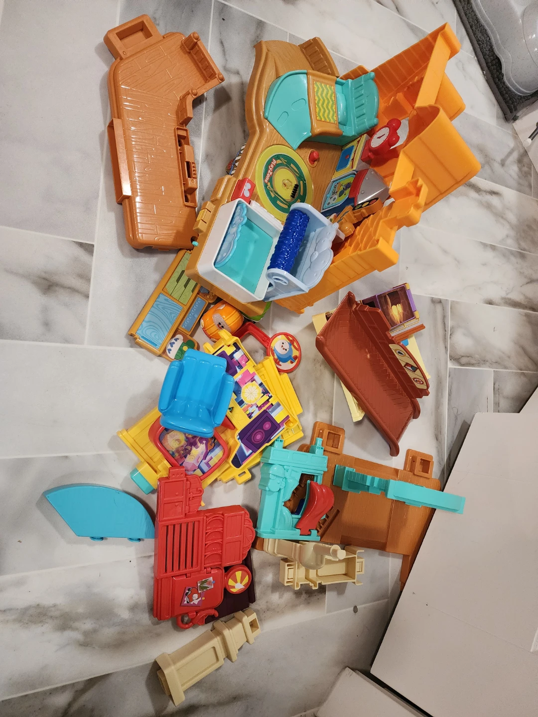 VTech Go! Go! Smart Wheels V-World Amusement Park Playset - photo 3