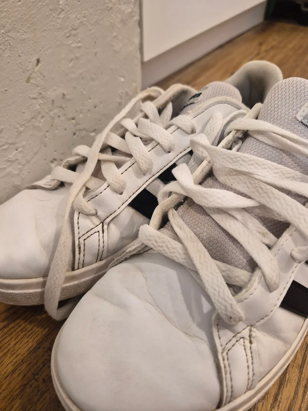 Adidas Grand Court Shoes White Black Size 4 US Unisex - photo 4