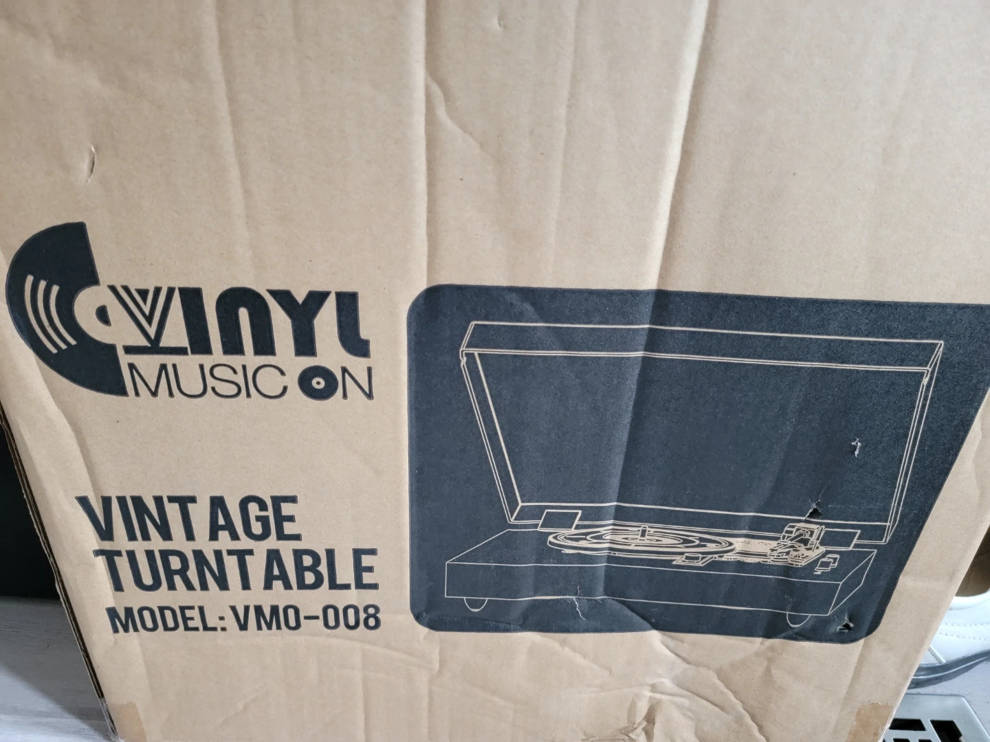 Vinyl Music On Vintage Turntable VM0-008