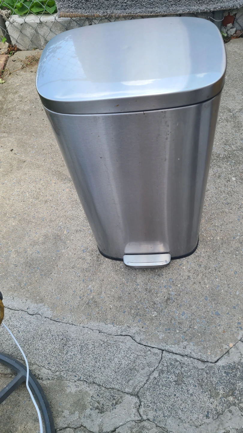 Stainless Steel Step Trash Can - photo 2