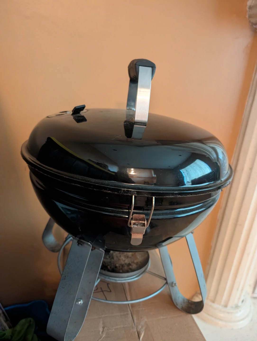 Napoleon Kettle BBQ Grill