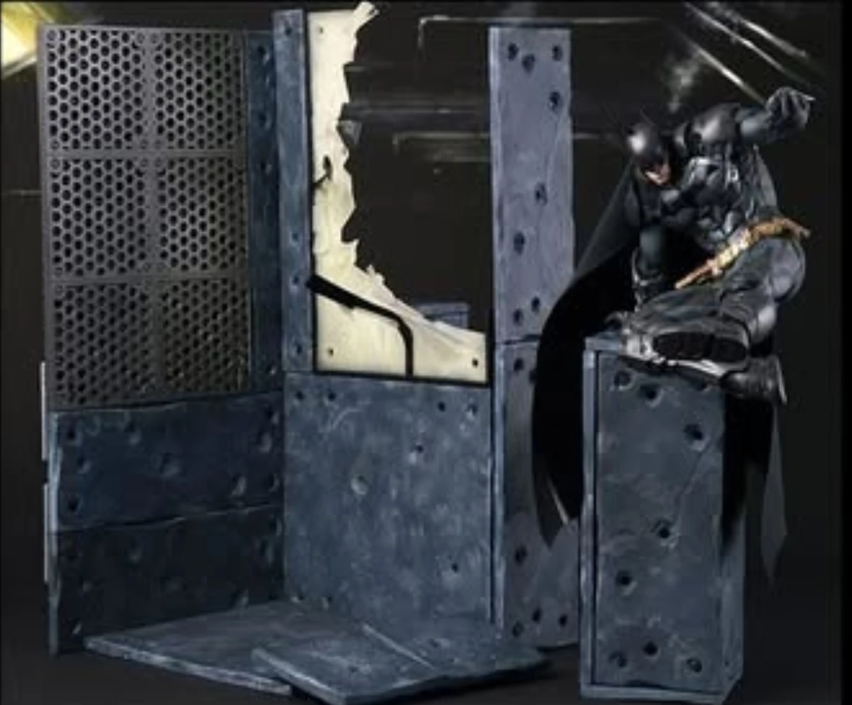 Kotobukiya ARTFX DC Batman Arkham Knight Statueatue - photo 4