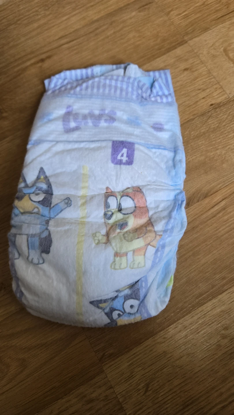 Luvs Bluey Size 4 Diapers - photo 2