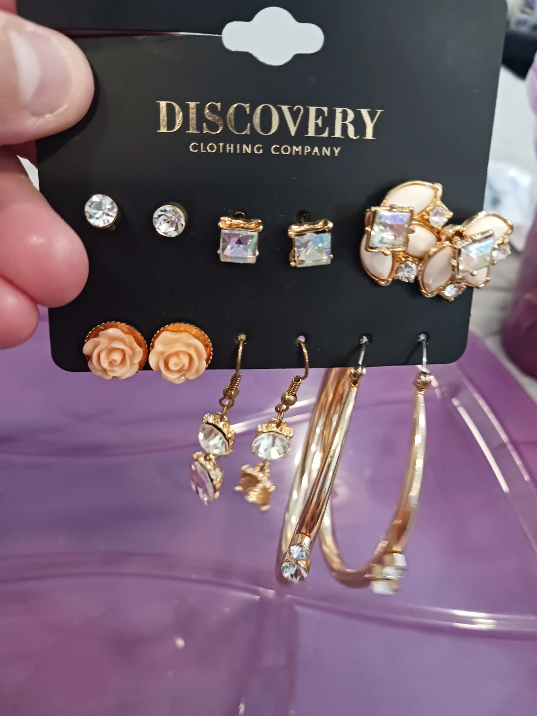 Discovery Clothing Co. Earrings set.✨️ 😁😊😍