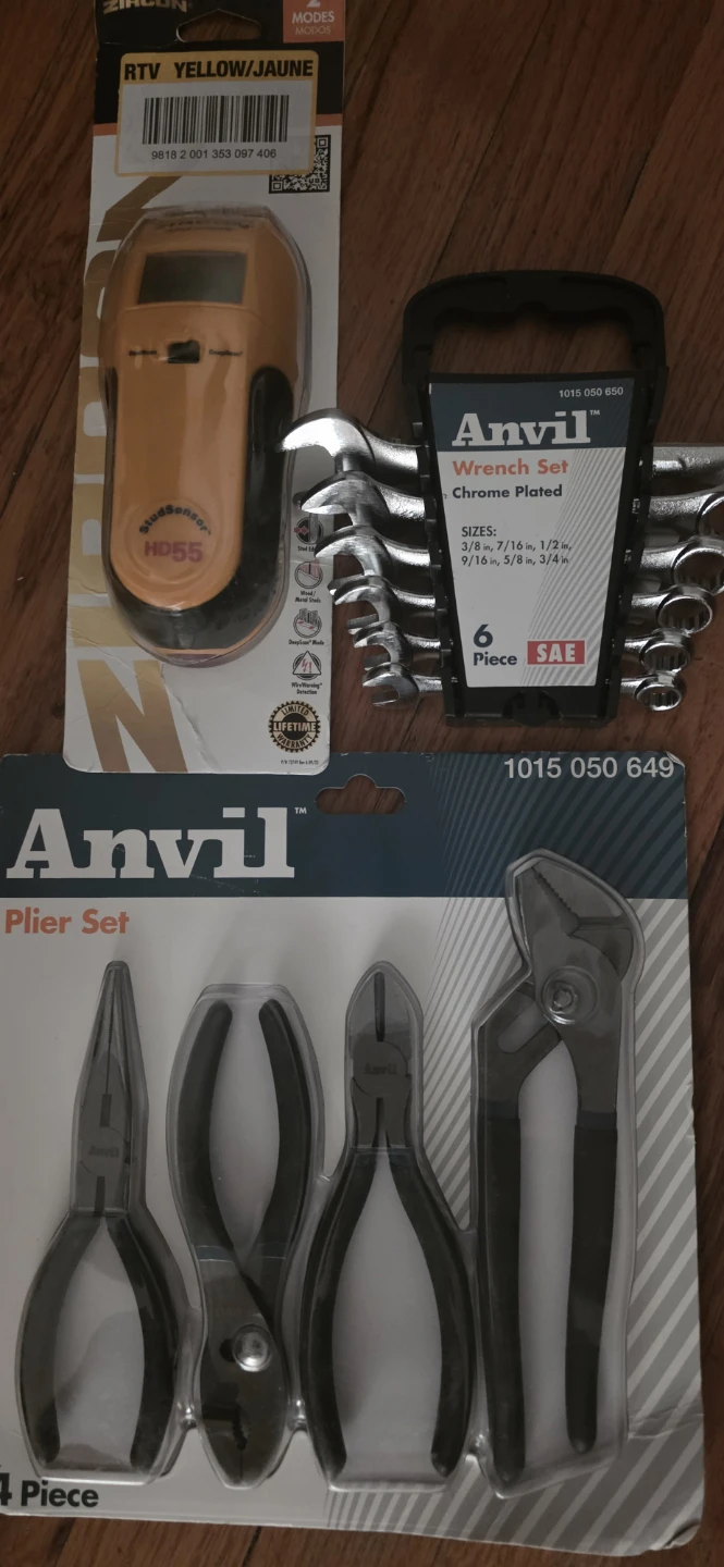 Anvil Wrench and Plier Set with Zircon Stud Finder