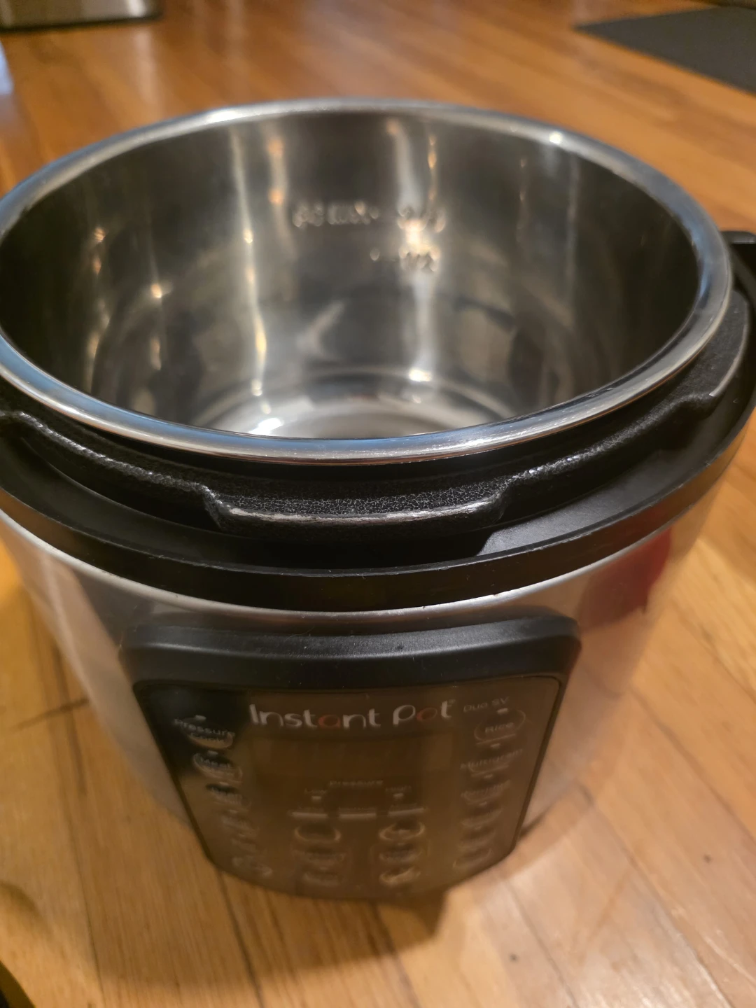 Instant Pot Duo SV 60 Quart Electric Pressure Cooker - photo 4