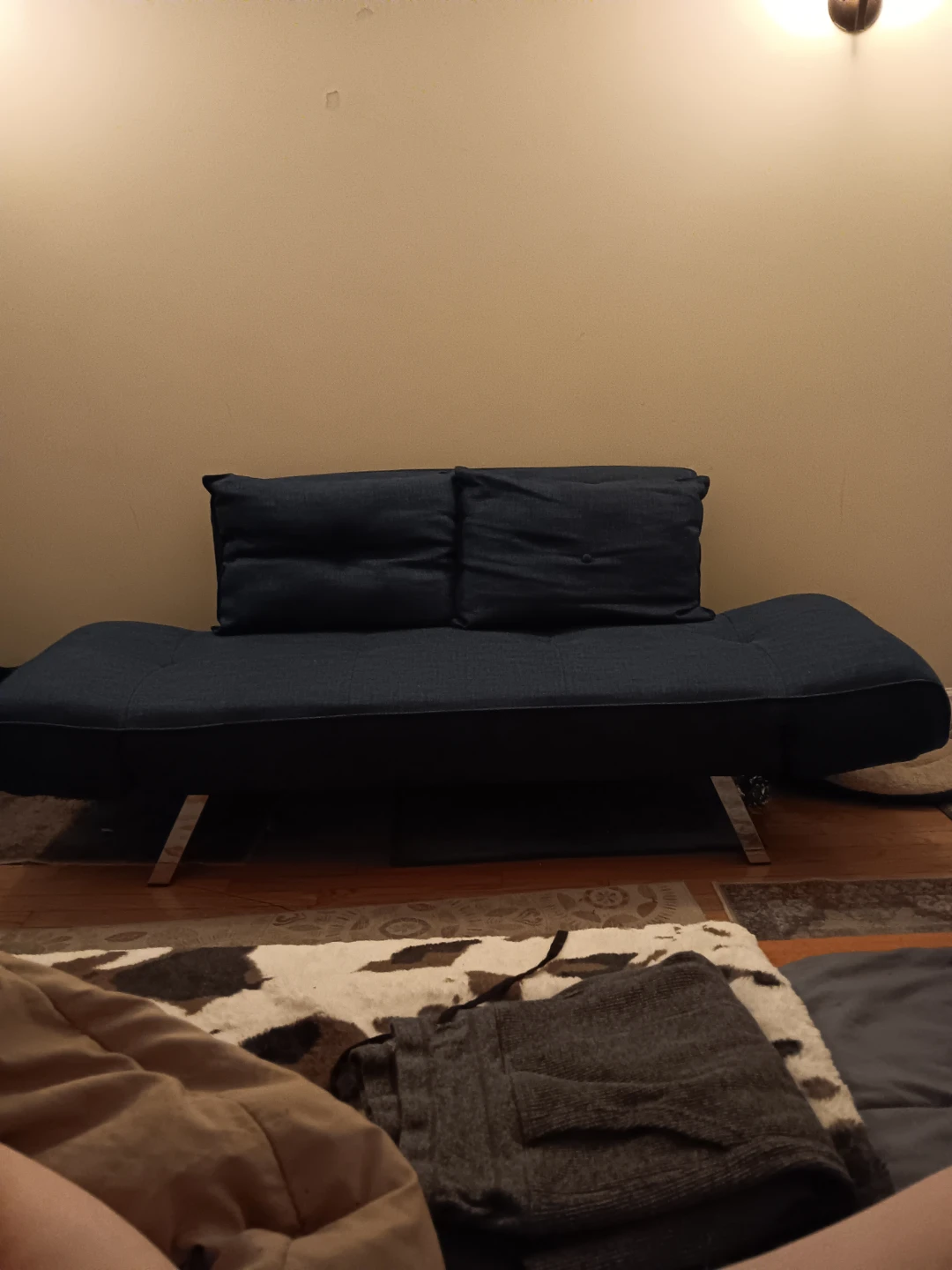 Serta 58.3 in Dark Blue convertible Sofa - photo 4
