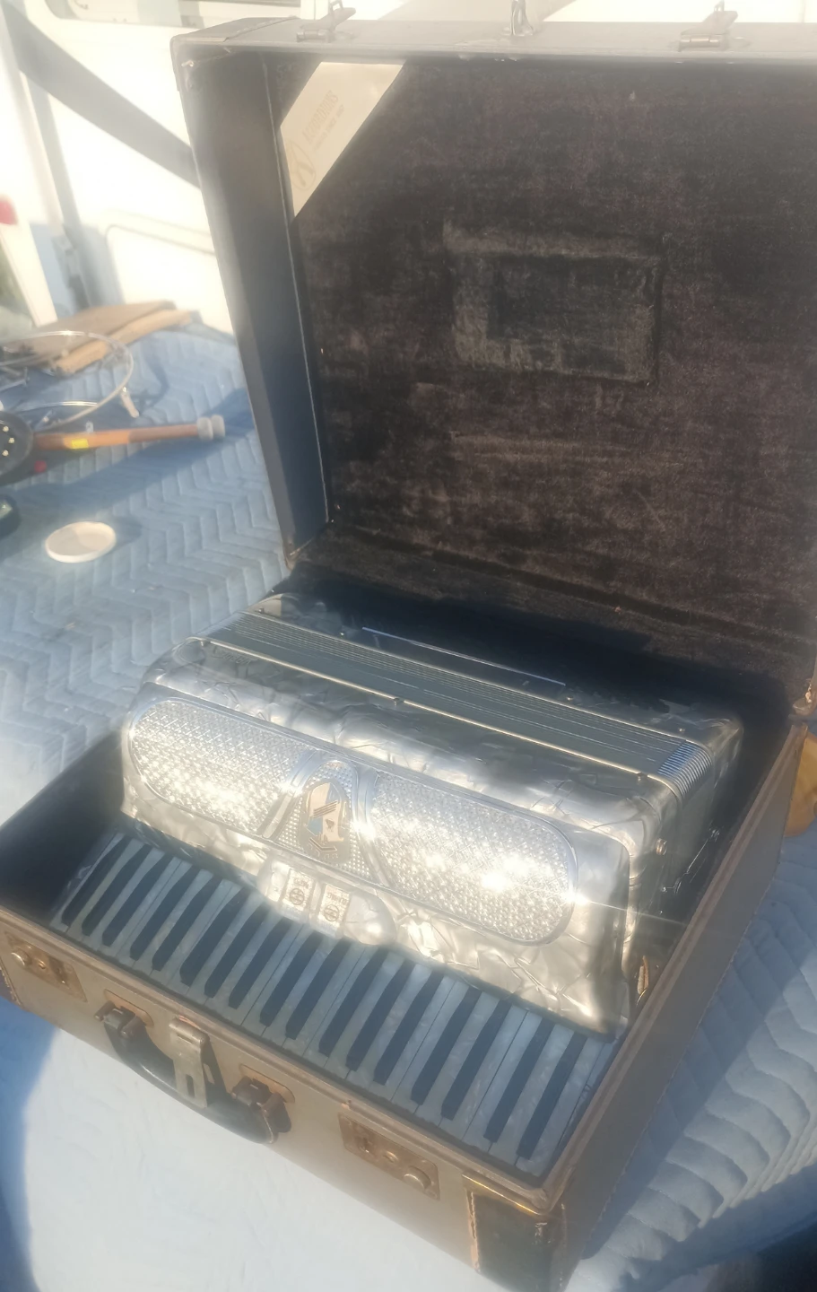 Vintage Italian Accordion in Case.120 bass. - photo 3