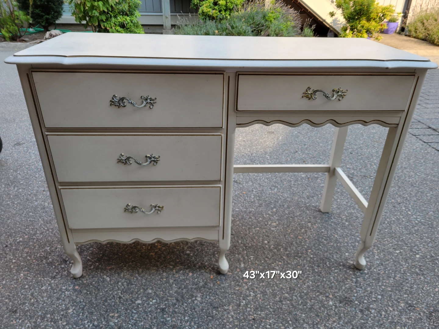 Vintage French Provincial Off-White Vanity Desk / Writing Desk - photo 3