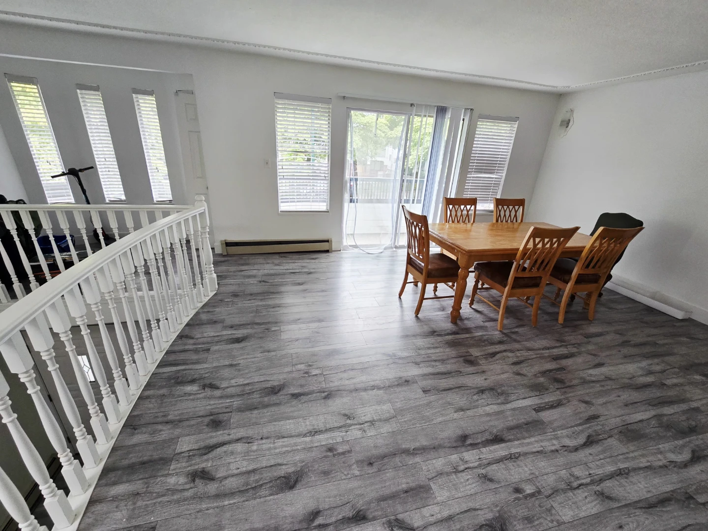 Rent room Joyce SkyTrain Station - photo 3