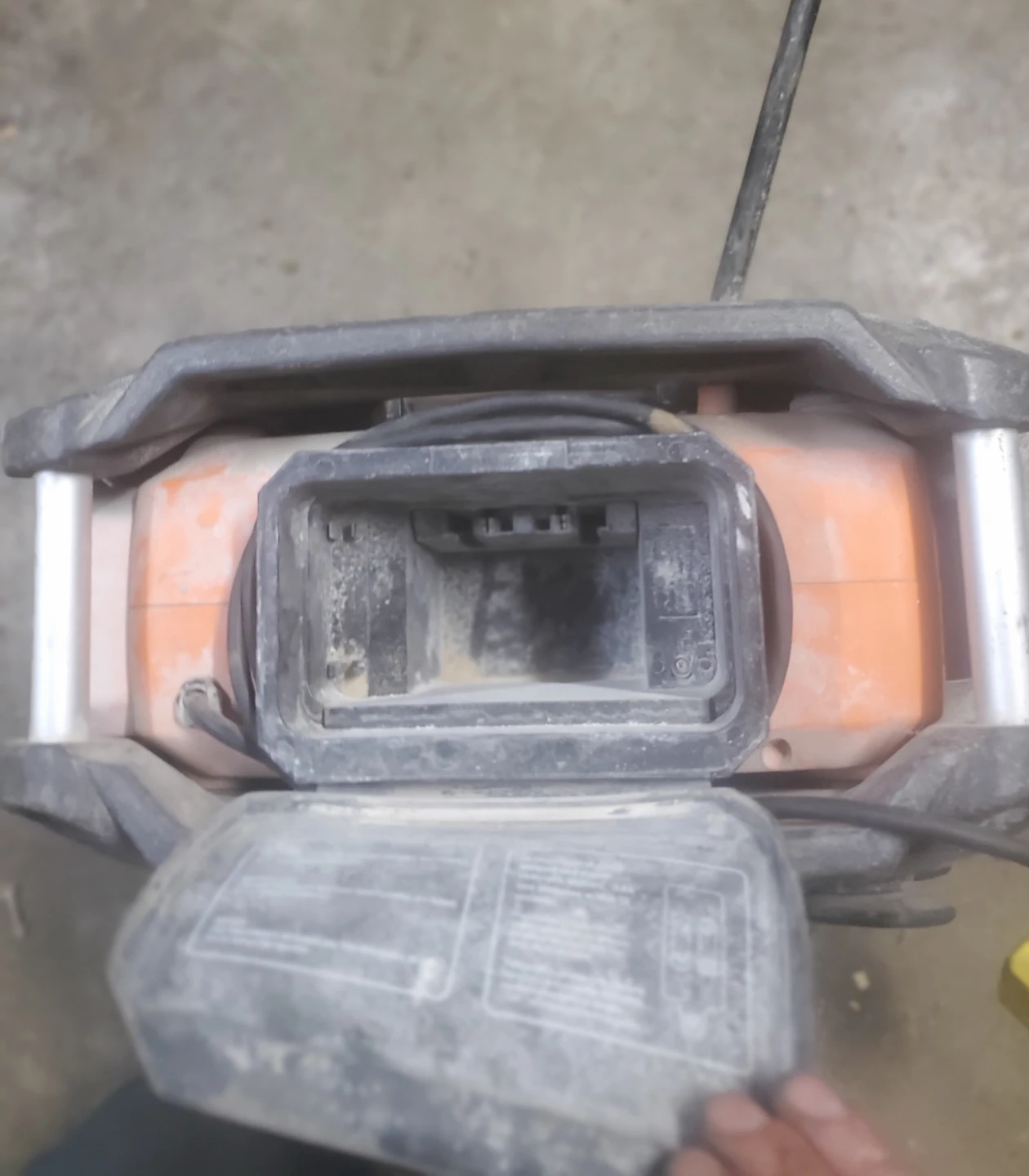 Ridgid jobsite radio - photo 2