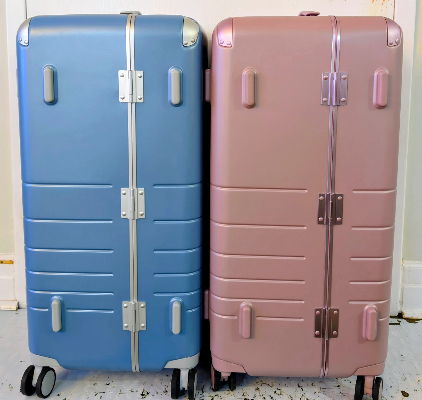 MONOS HYBRID TRUNK LARGE LUGGAGE $350 each - photo 5