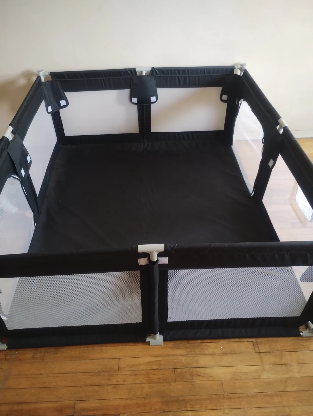 Large Baby Playpen– Excellent Condition - photo 2