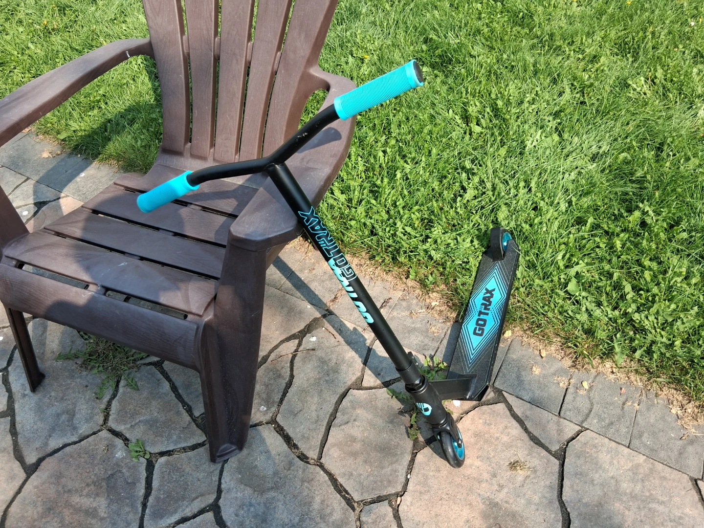 GOTRAX Scooter with Blue Grips