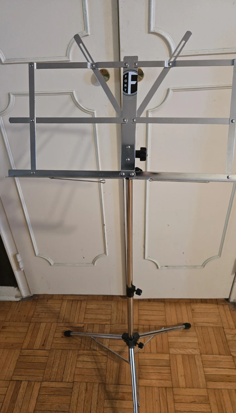 Fort folding Music Stand with Carrying Bag