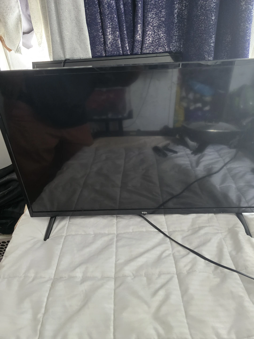 TCL Roku TV - 32 Inch Smart TV