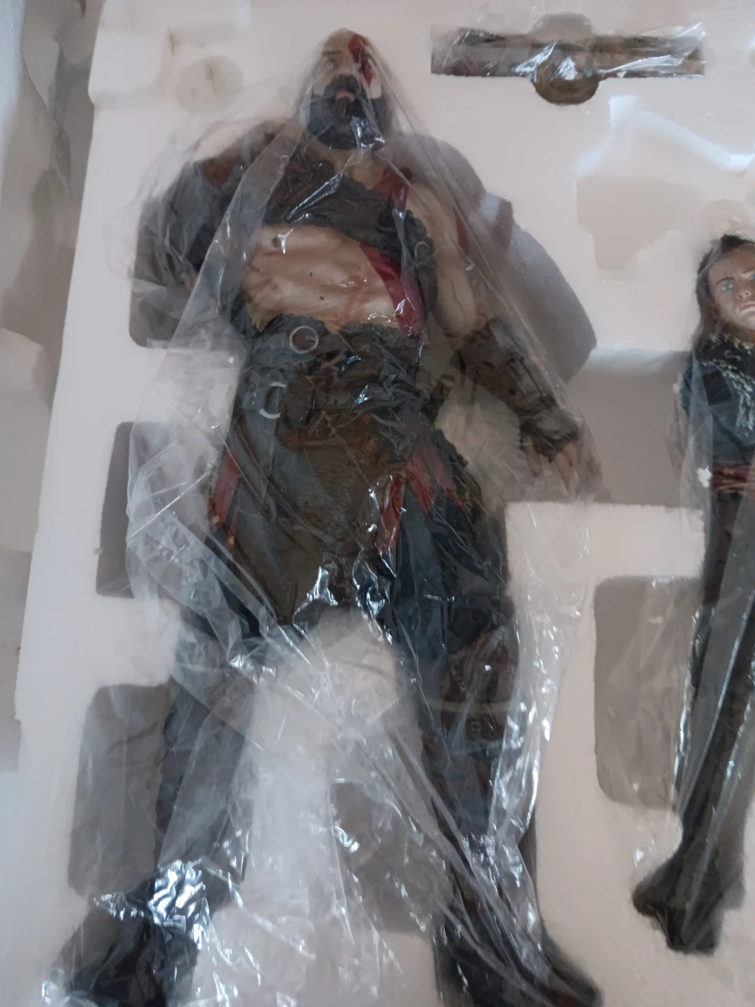 God of war kratos and atreus statue - photo 2
