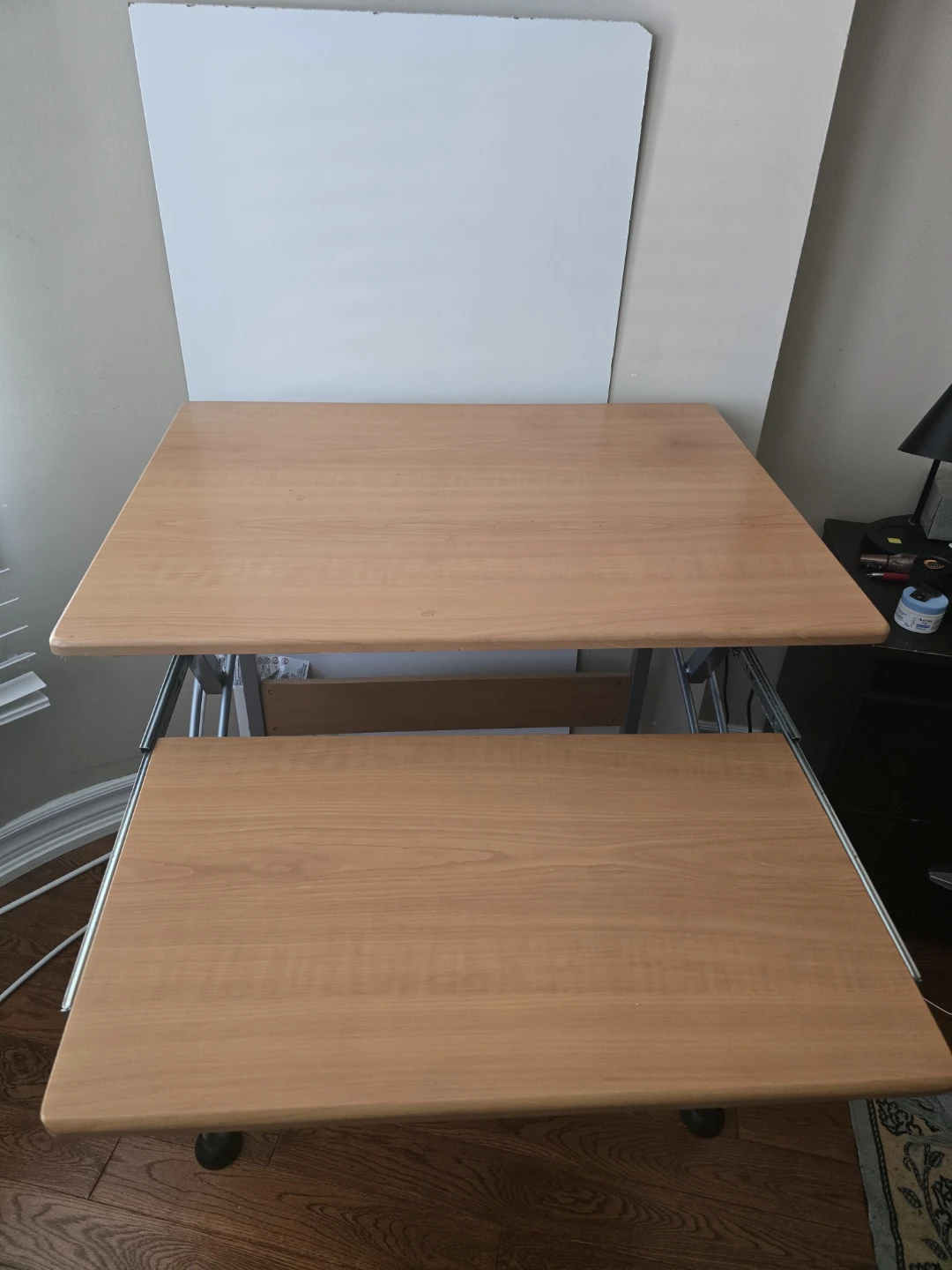 Reading Table
