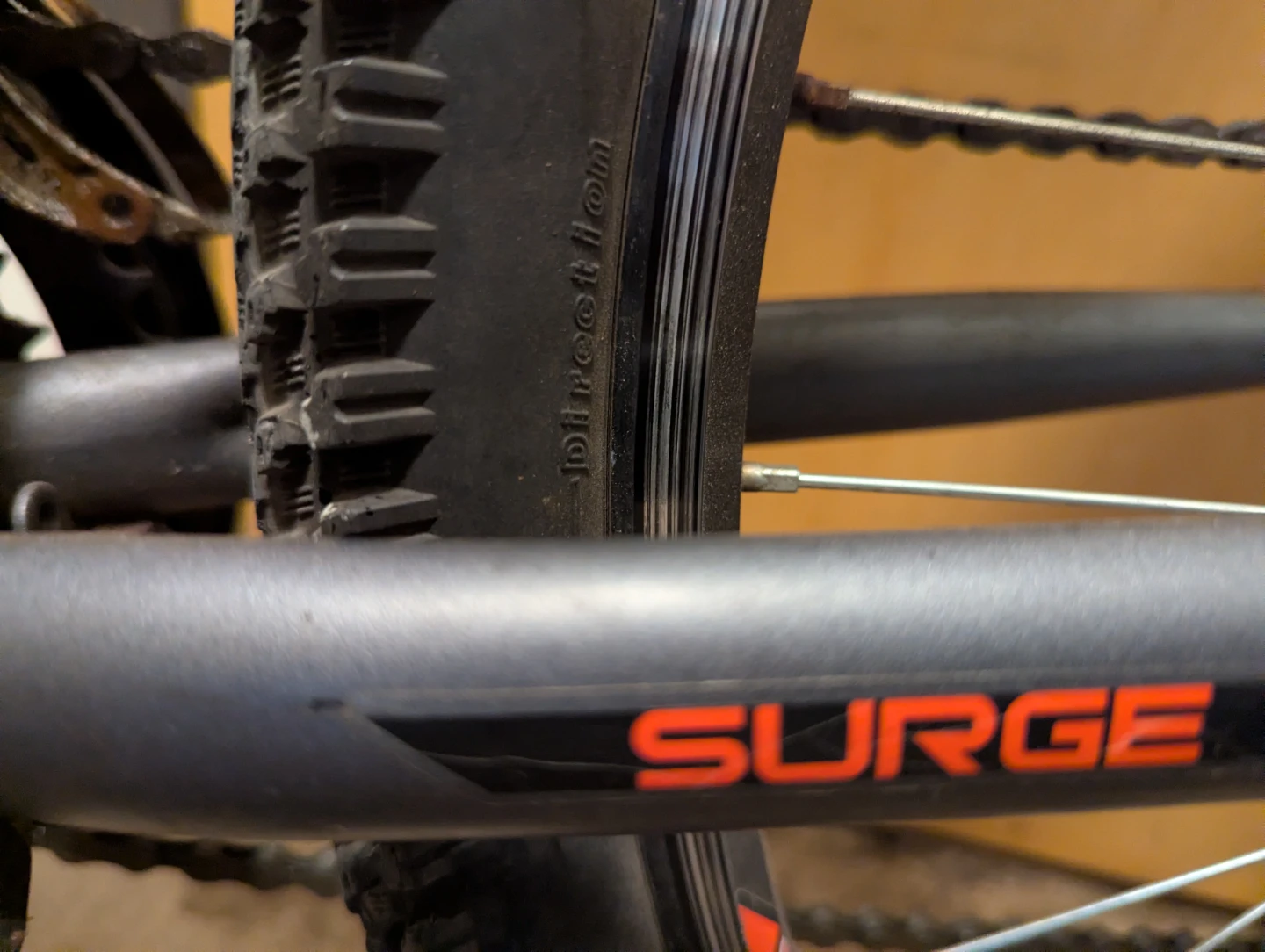 Supercycle Surge Mountain Bike (Dark Grey And Red)! 🚲 - photo 3