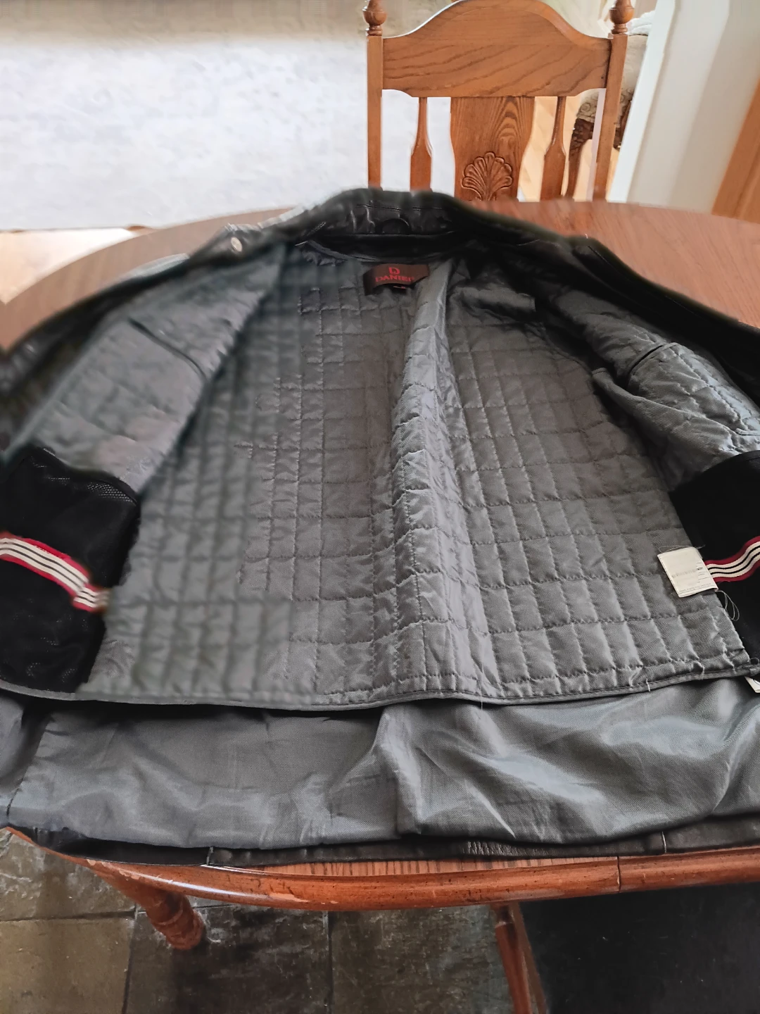 Danier Leather Jacket - photo 3
