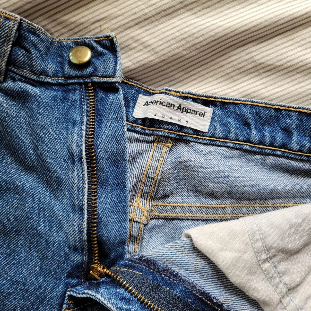 American Apparel denim shorts - photo 3