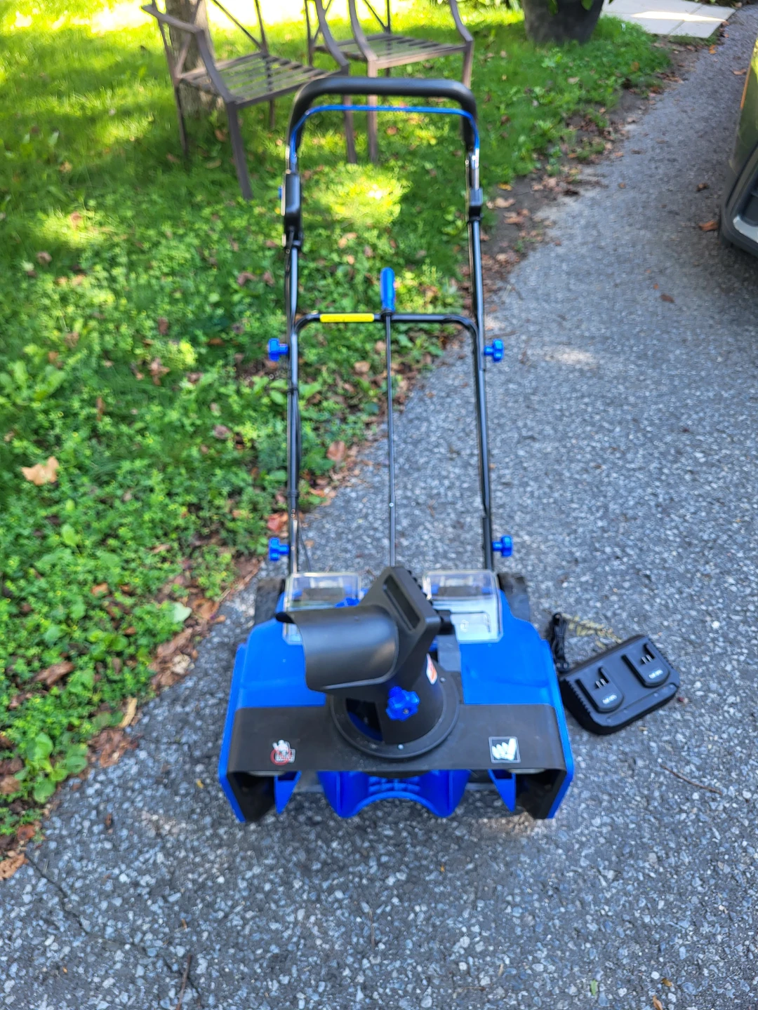 40V Cordless Snow Blower/ Thrower - photo 3