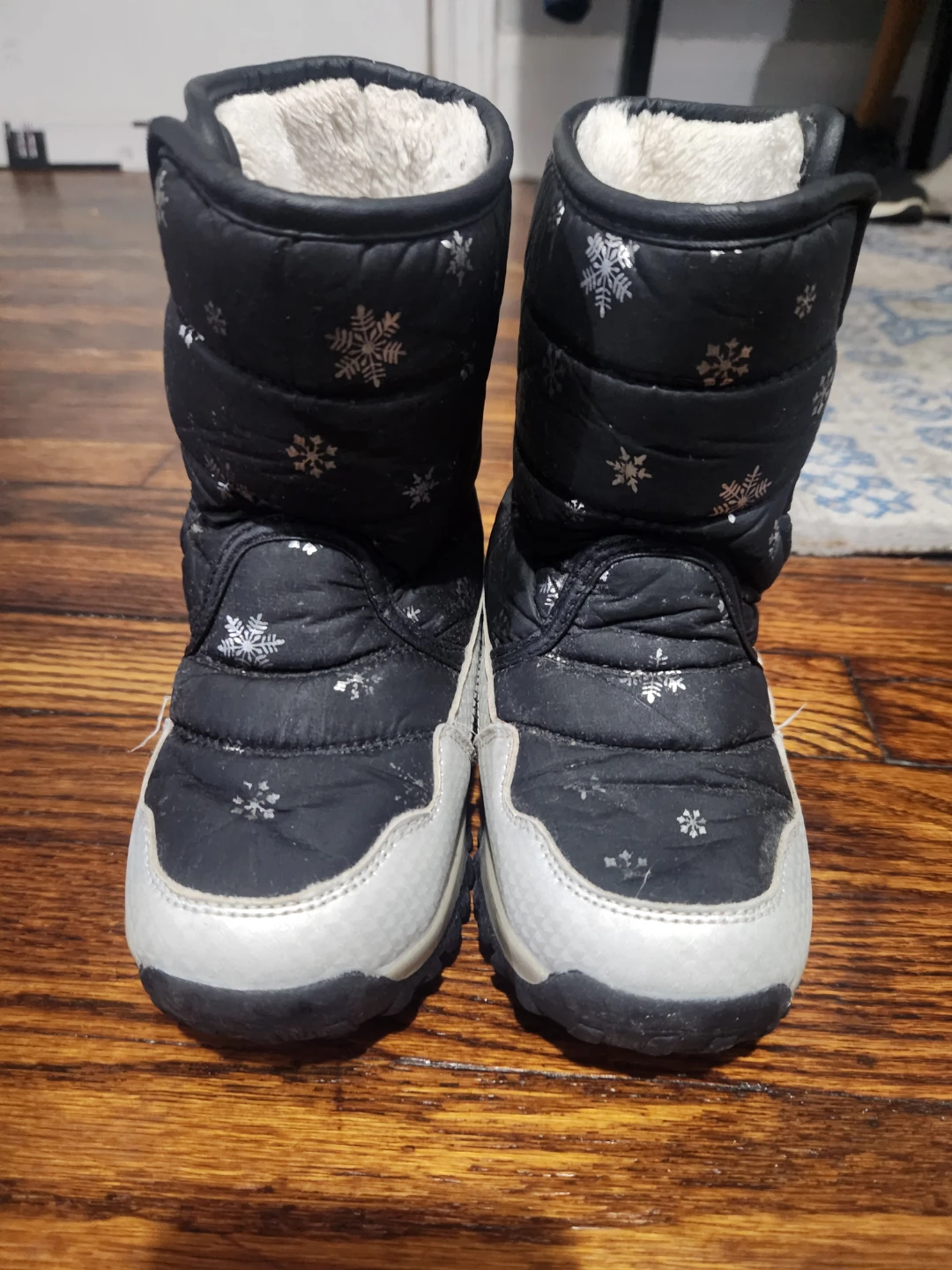 T11 Winter Boots