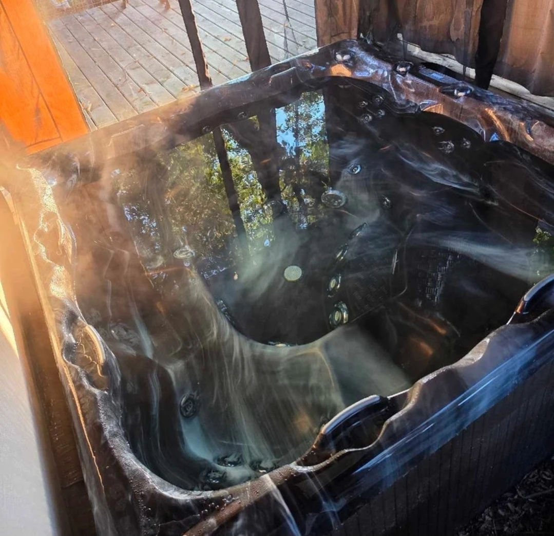 Gazebo with Hot Tub - photo 4