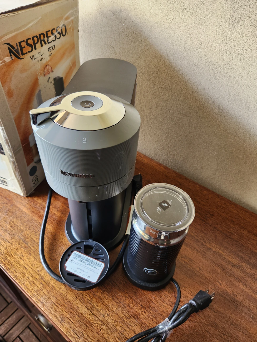 Nespresso Vertuo Next Coffee Machine with Aeroccino Milk Frother - photo 2