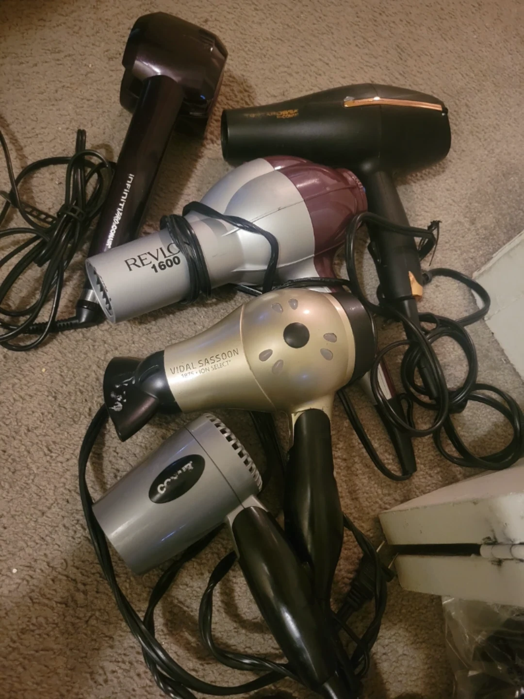 Assorted Hair Dryers - Revlon, Vidal Sassoon, Conair - photo 2